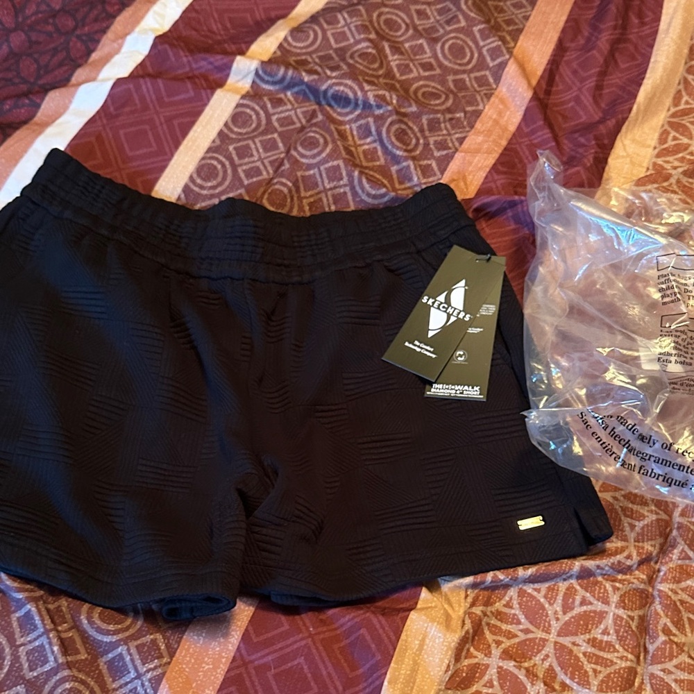 Sketchers shorts